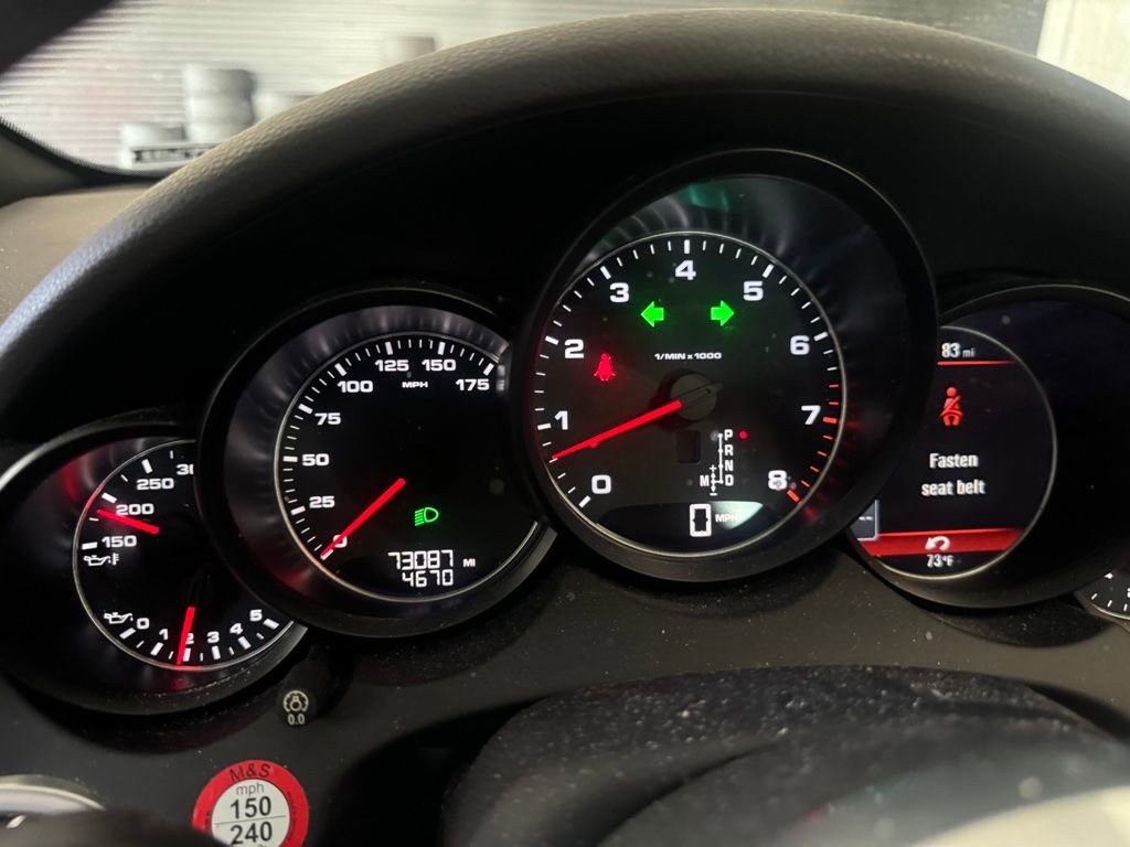 Used 2018 Porsche Cayenne Platinum Edition AWD/4WD image 7