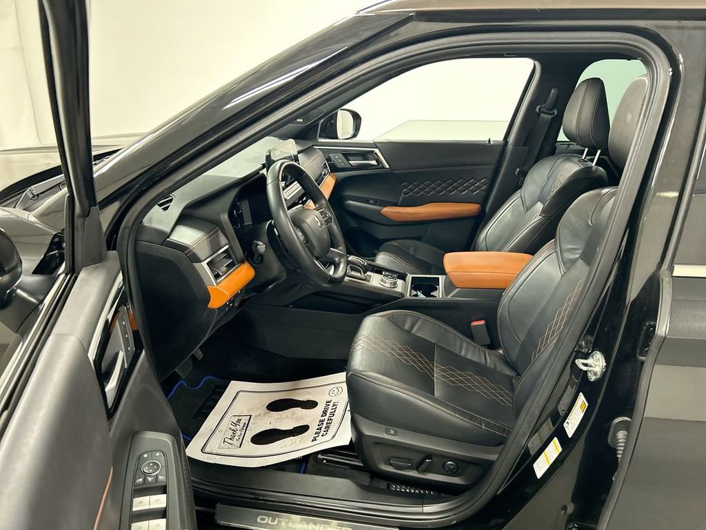 Used 2023 Mitsubishi Outlander SEL 40th Anniversary image 9