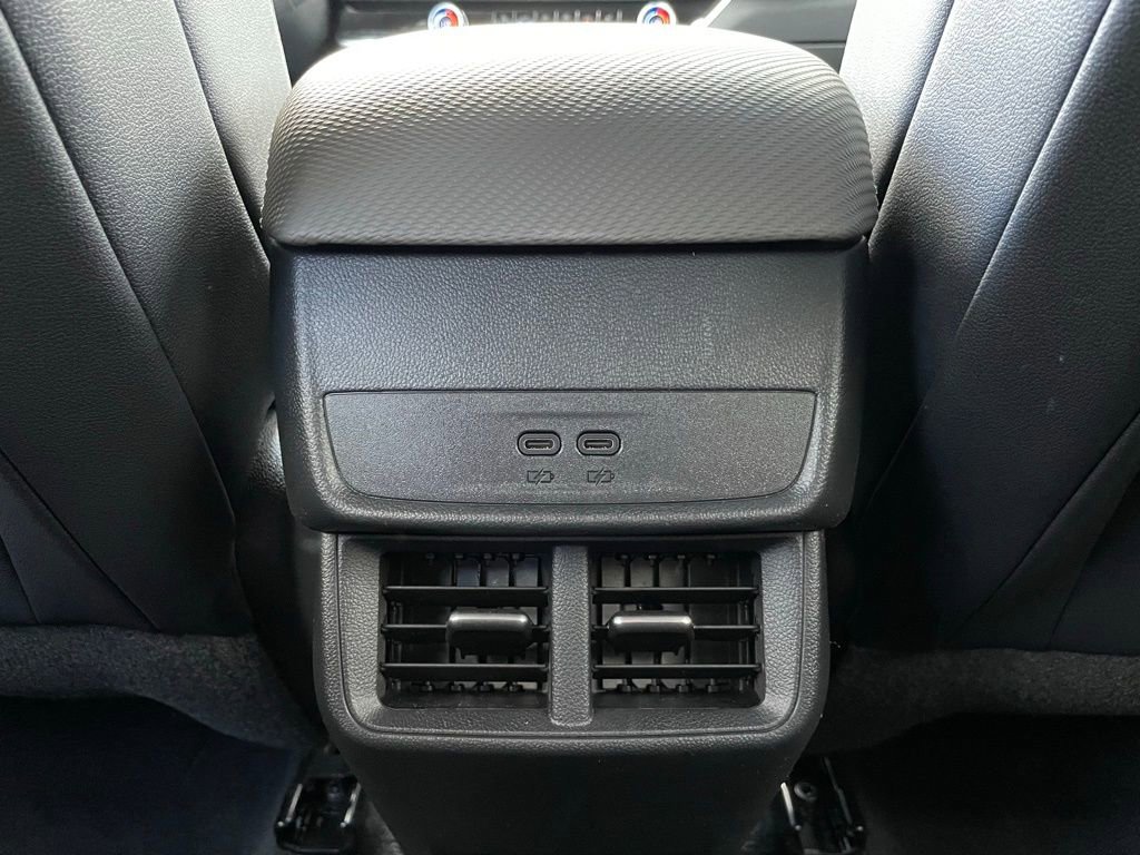New 2026 Chevrolet Equinox LT w/ Convenience Package II image 28