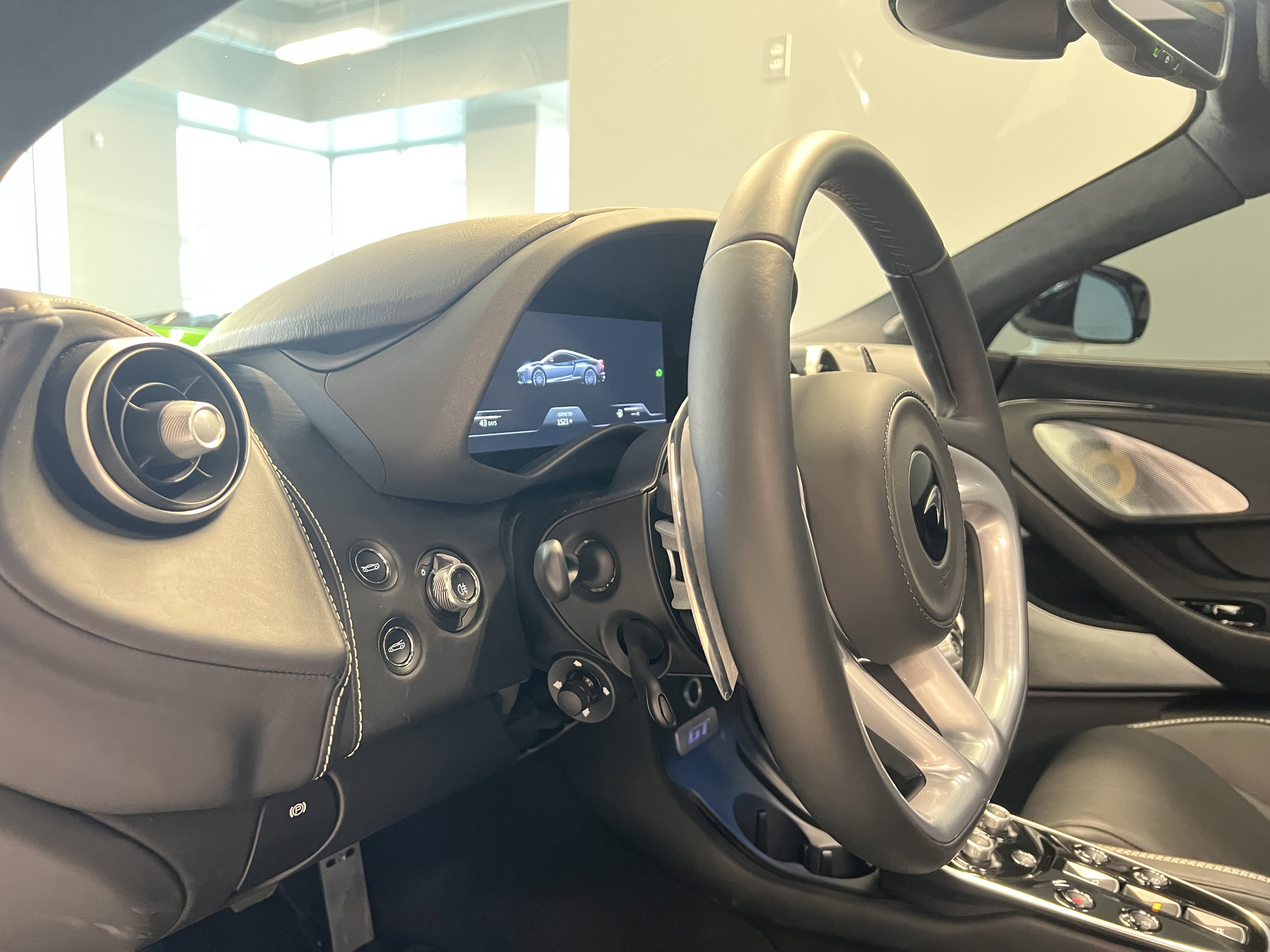 Used 2023 McLaren GT image 24