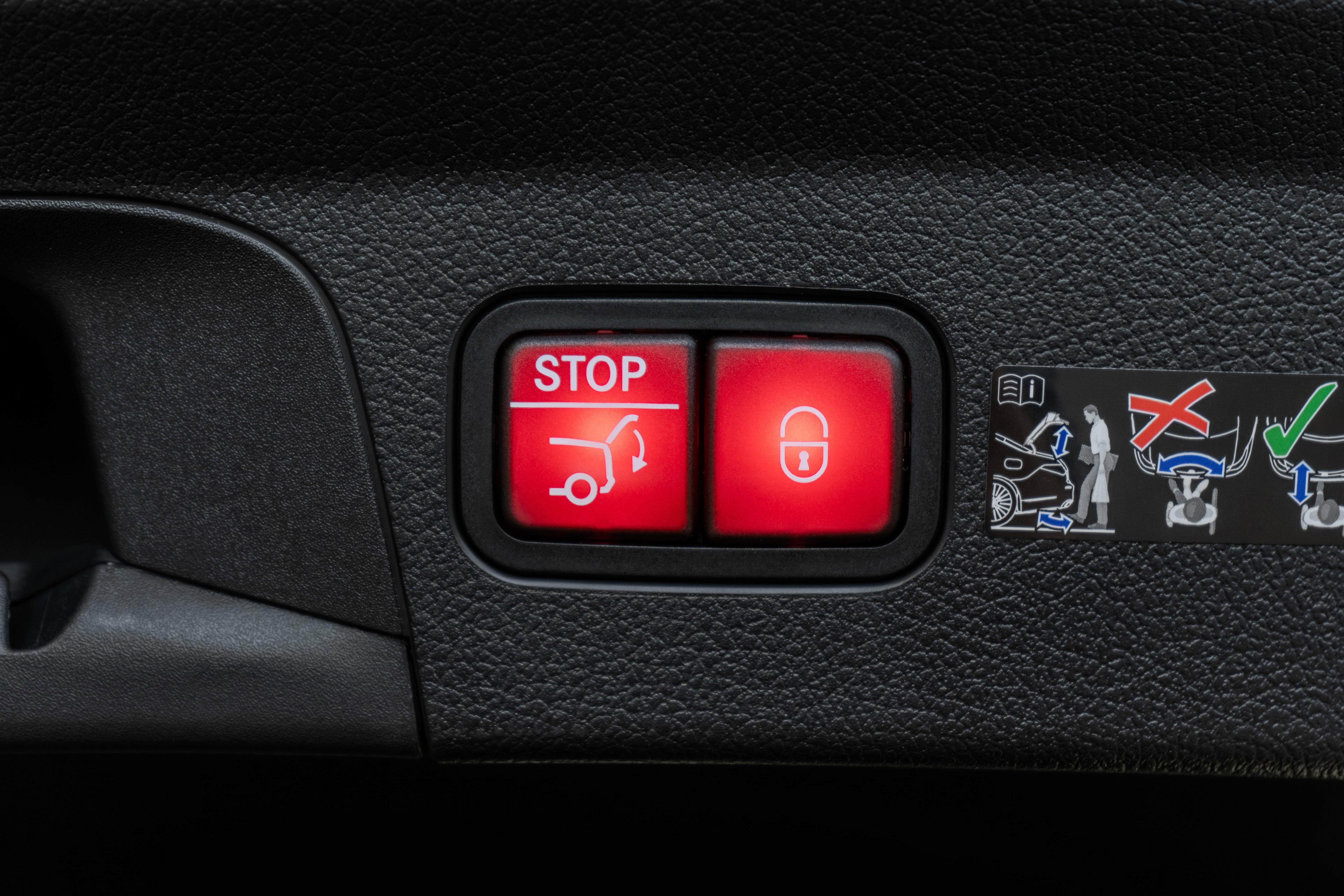 New 2026 Mercedes-Benz GLE 53 AMG 4MATIC Coupe image 34