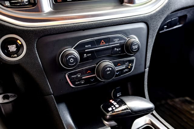 Used 2019 Dodge Charger SXT w/ Plus Group RWD image 24