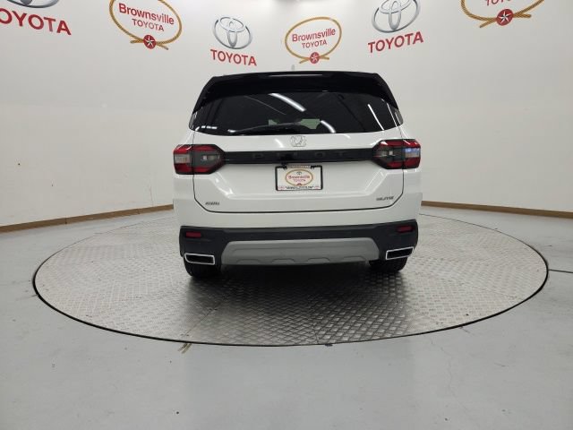 Used 2023 Honda Pilot Elite image 7