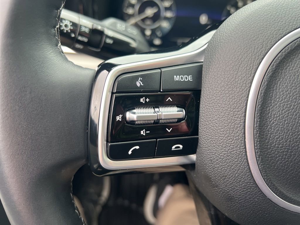 Used 2023 Kia Sorento SX image 63