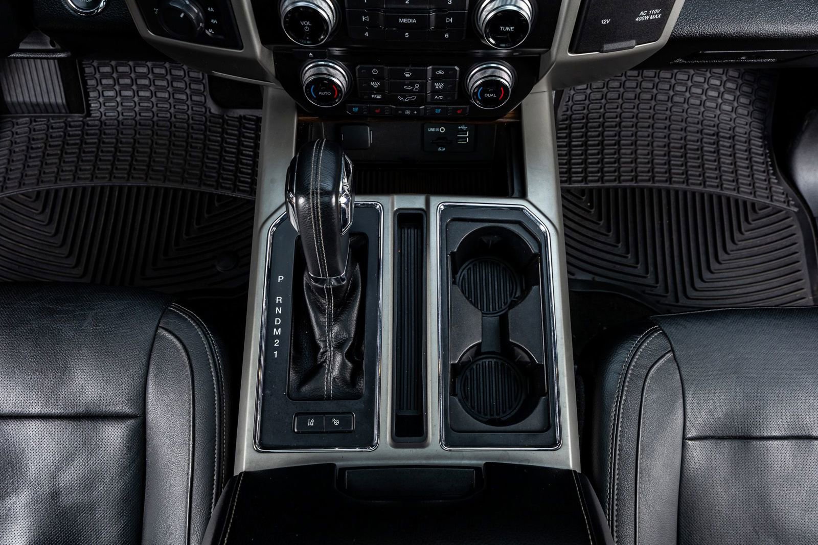 Used 2015 Ford F150 Lariat w/ Equipment Group 502A Luxury image 27