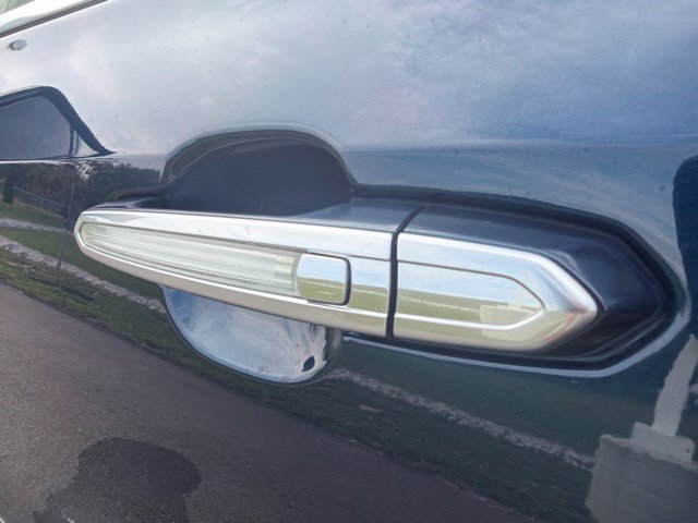 Used 2020 Cadillac XT4 Premium Luxury w/ Enhanced Visibility Package FWD image 22