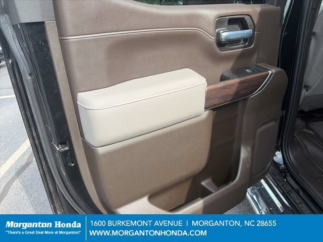 Used 2022 GMC Sierra 1500 SLT w/ SLT Premium Plus Package AWD/4WD image 29