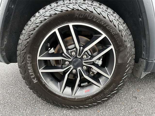 Used 2020 Jeep Grand Cherokee Trailhawk w/ Trailhawk Luxury Group image 17