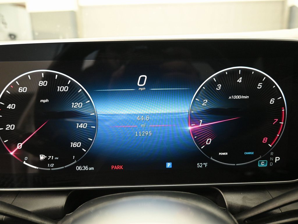 Used 2024 Mercedes-Benz GLC 300 4MATIC image 15