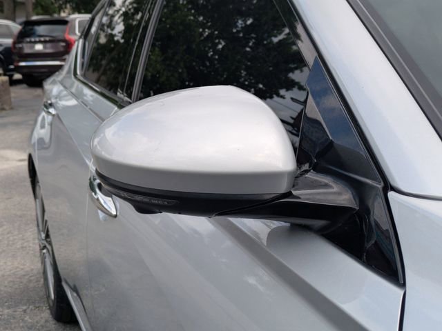 Used 2023 Nissan Altima 2.5 SL FWD image 15