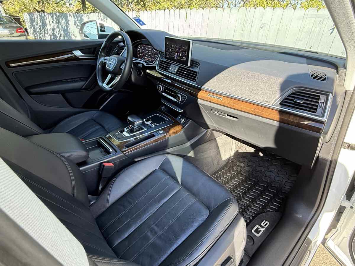Used 2018 Audi Q5 2.0T Premium Plus w/ Premium Plus Package image 11