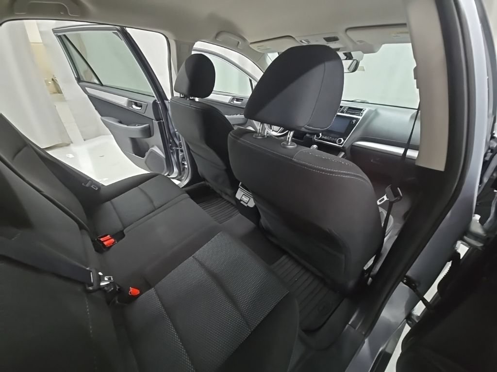 Used 2018 Subaru Outback 2.5i Premium AWD/4WD image 22