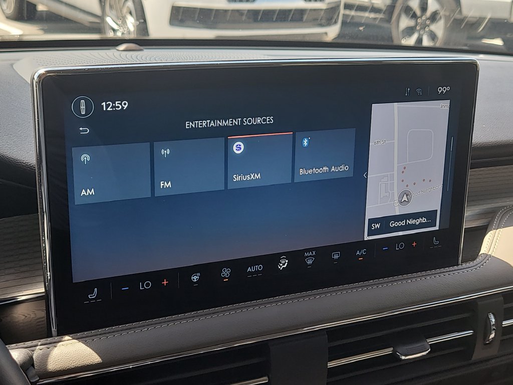 Certified 2025 Lincoln Corsair AWD w/ Equipment Group 101A image 22