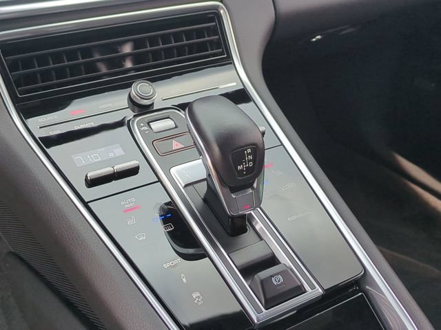 Used 2018 Porsche Panamera 4S AWD/4WD image 9