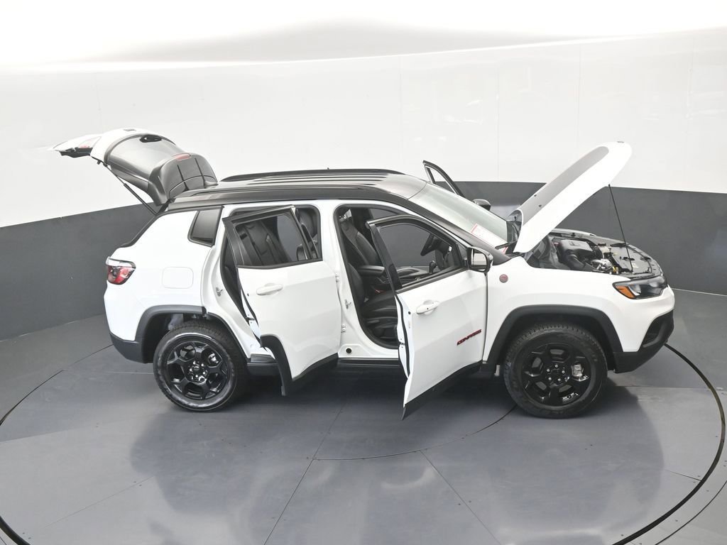 Used 2023 Jeep Compass Trailhawk image 71