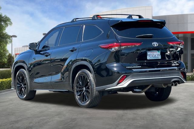 Used 2023 Toyota Highlander XSE AWD/4WD image 6