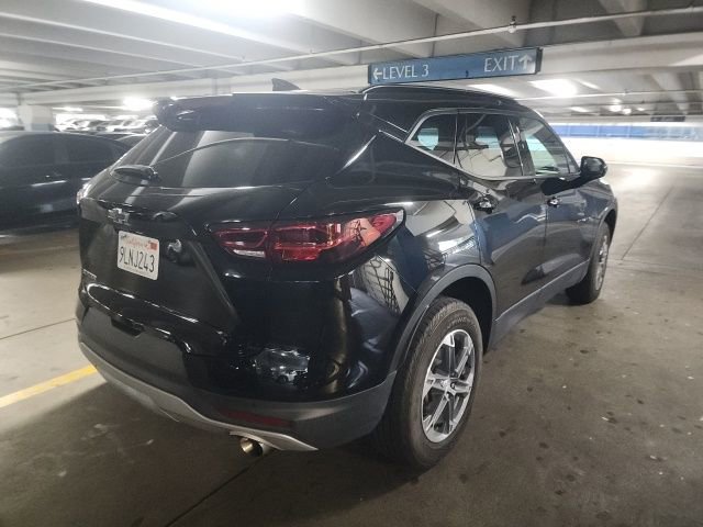 Used 2024 Chevrolet Blazer LT w/ Convenience Package image 2