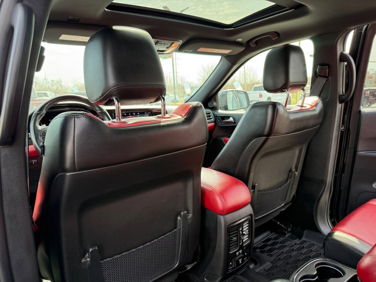 Used 2022 Dodge Durango R/T w/ Trailer Tow Group IV image 19