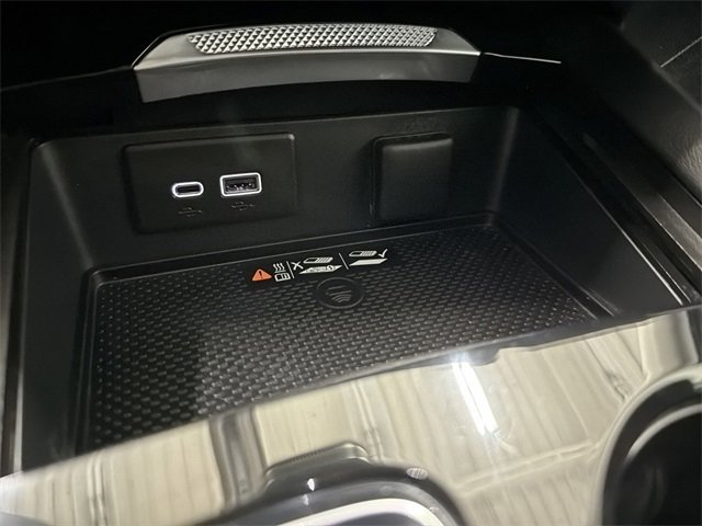 Certified 2025 Buick Envision Preferred image 26