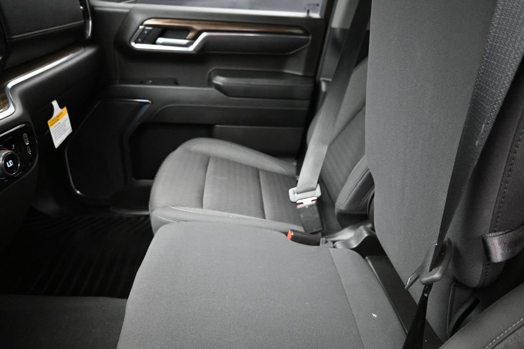 Used 2025 Chevrolet Silverado 1500 LT RWD image 14