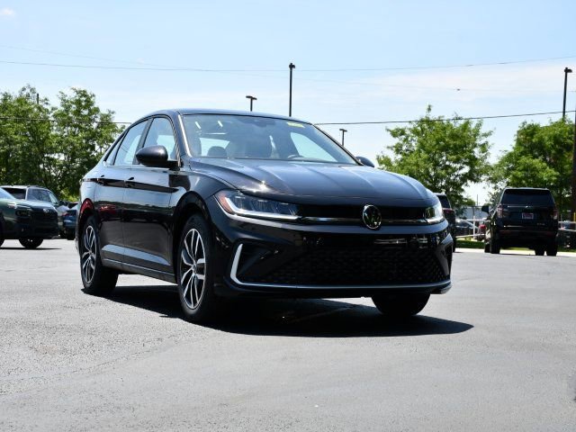 New 2026 Volkswagen Jetta SE FWD image 1