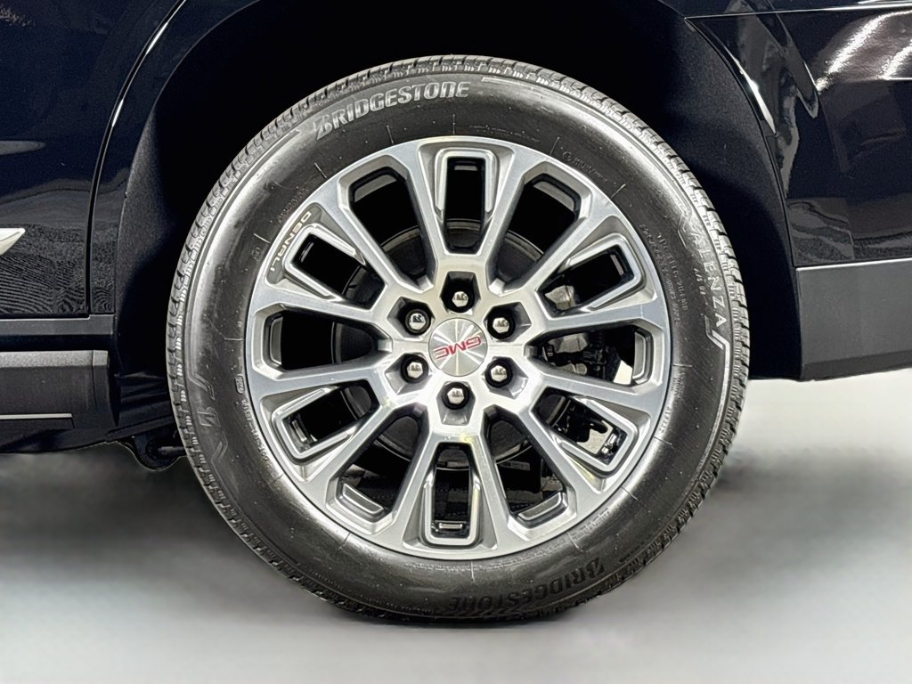 New 2026 GMC Yukon Denali w/ Denali Reserve Package AWD/4WD image 34