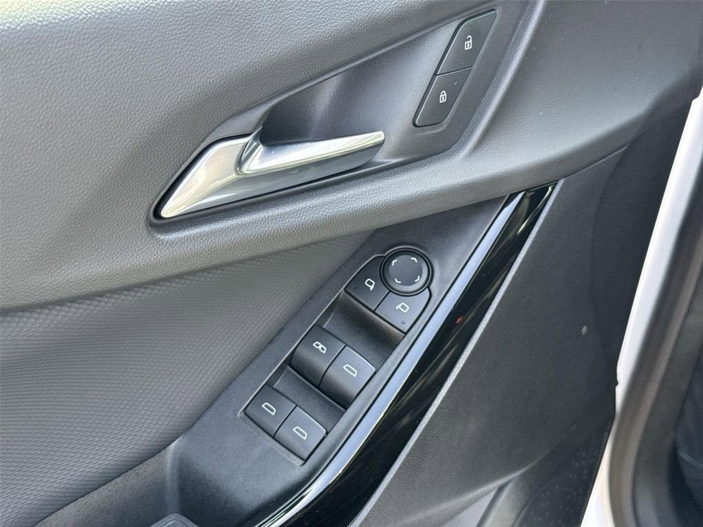 Used 2025 Chevrolet Equinox LT image 21