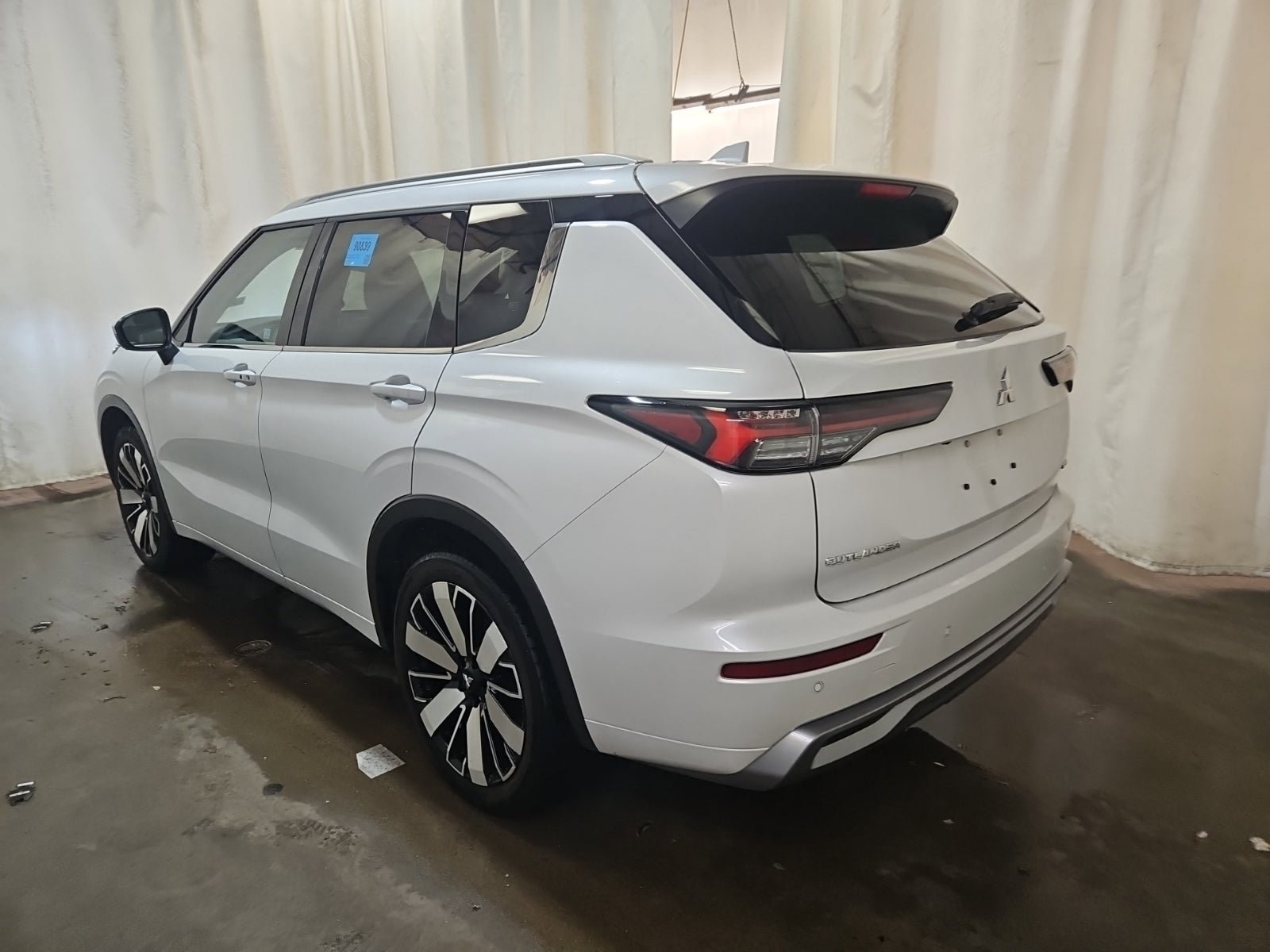Used 2025 Mitsubishi Outlander SEL FWD image 6