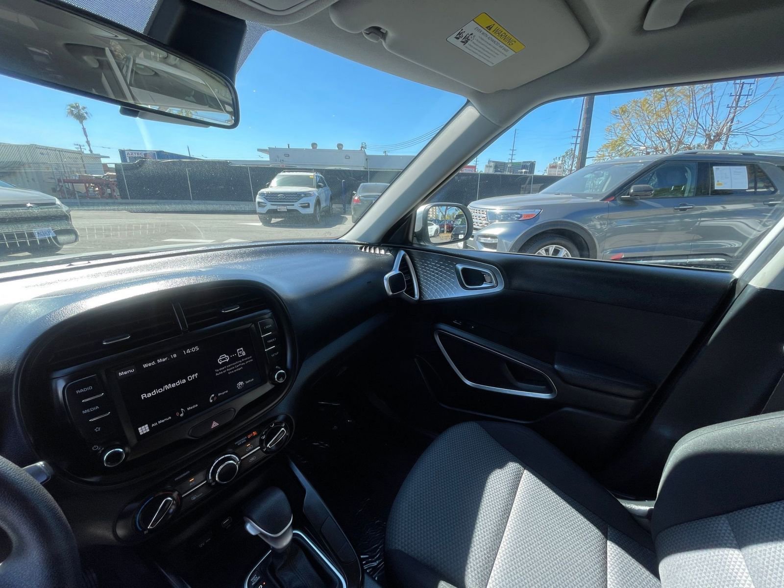 Used 2025 Kia Soul LX w/ LX Technology Package image 35