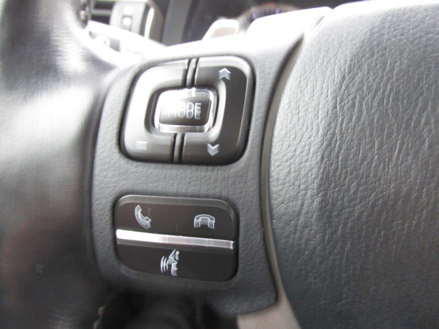 Used 2020 Lexus IS 300 AWD w/ Premium Package image 41