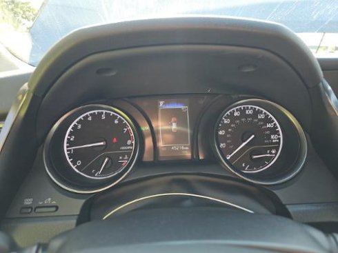 Used 2024 Toyota Camry SE w/ Cold Weather Package FWD image 6