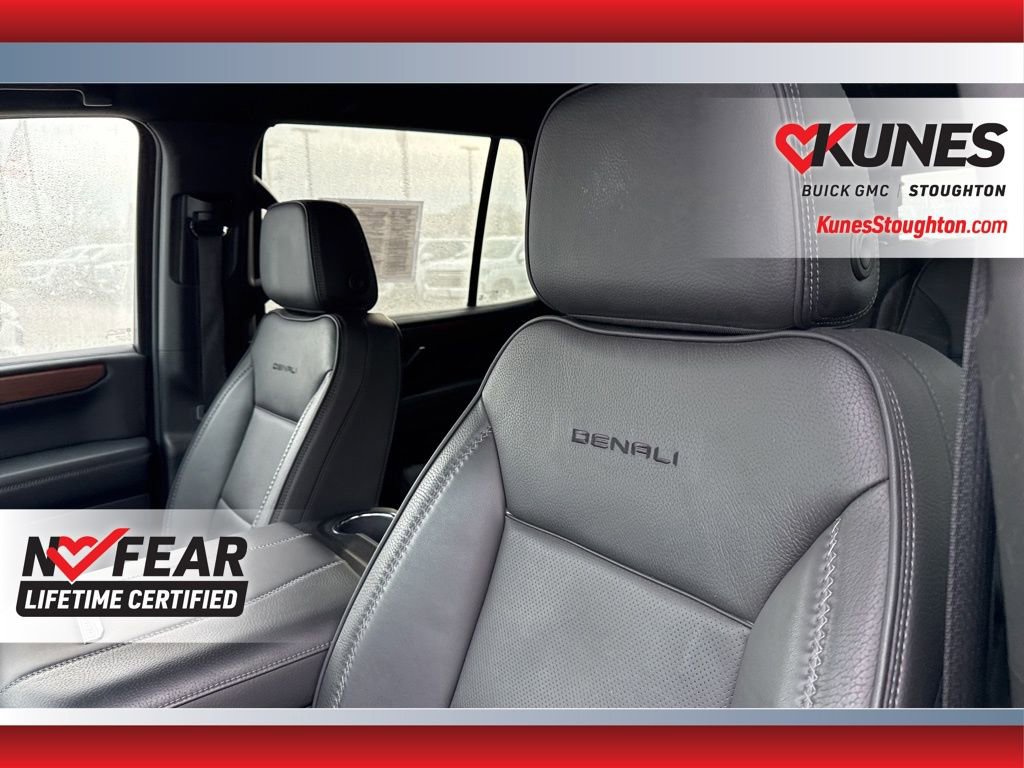 Used 2025 GMC Yukon Denali image 24