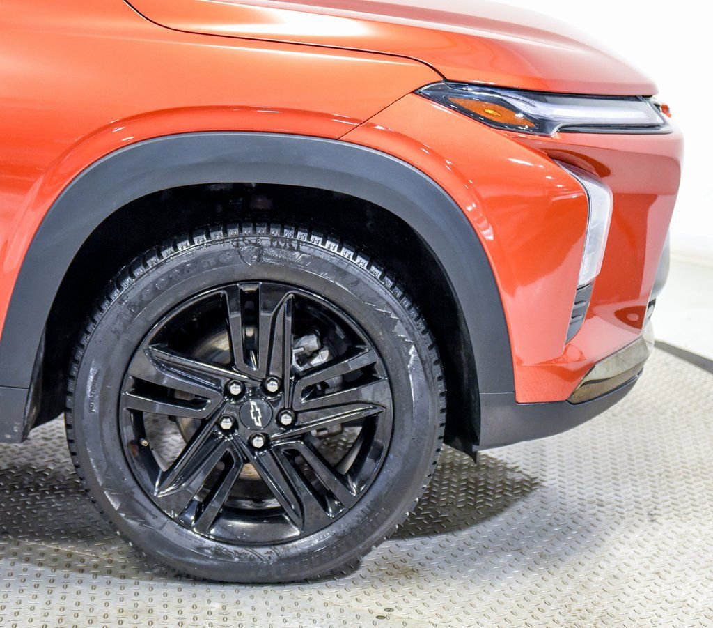 Used 2024 Chevrolet Trax ACTIV w/ Driver Confidence Package image 13