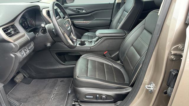 Certified 2022 GMC Acadia Denali w/ Denali Technology Package FWD image 10