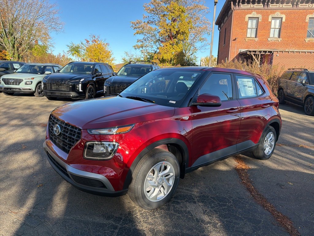 New 2026 Hyundai Venue SE image 3