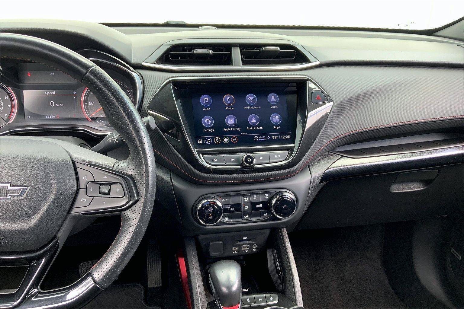 Used 2022 Chevrolet TrailBlazer RS w/ Technology Package FWD image 6