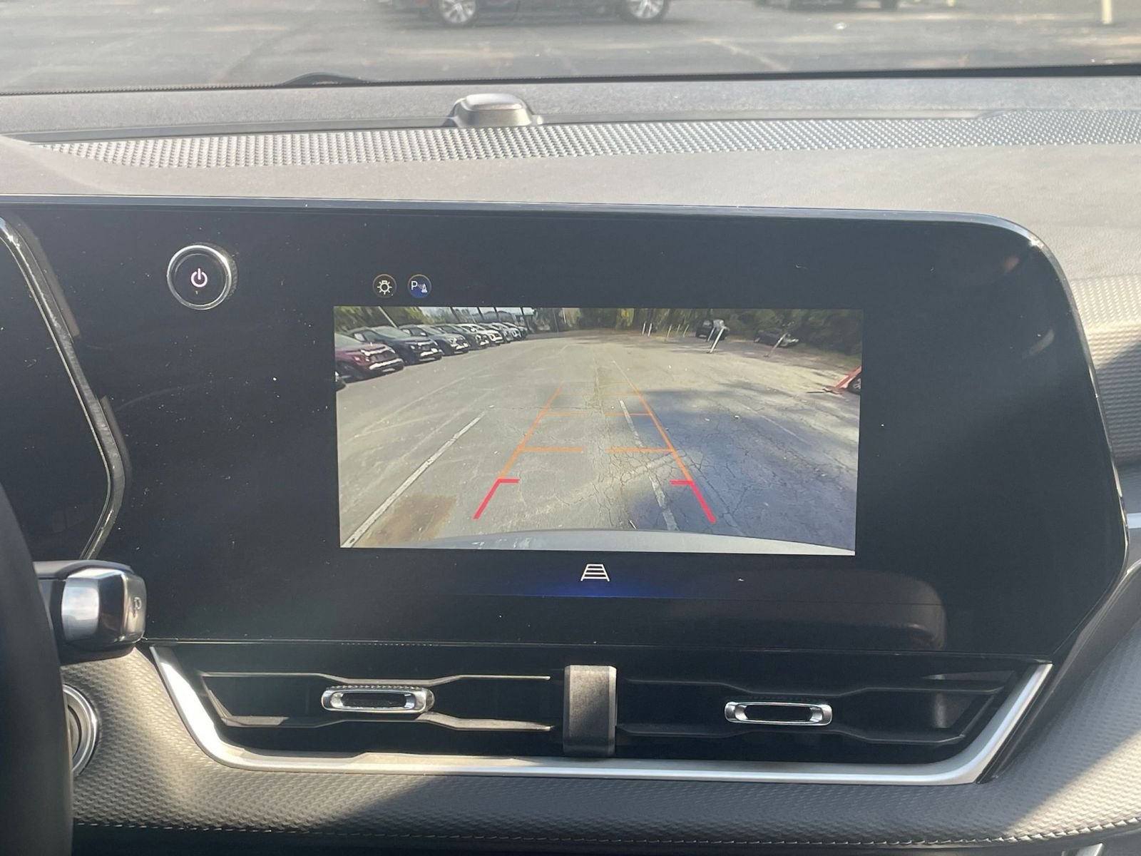 Used 2025 Chevrolet Equinox LT image 17