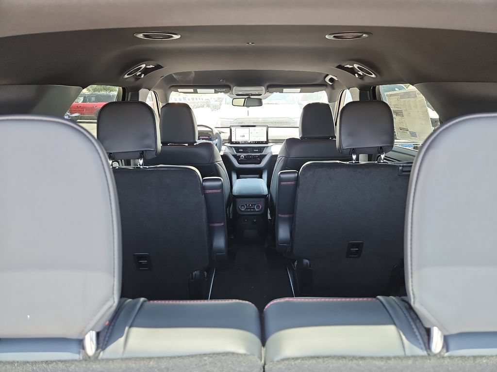 New 2026 Ford Explorer ST-Line w/ ST-Line Street Pack RWD image 18