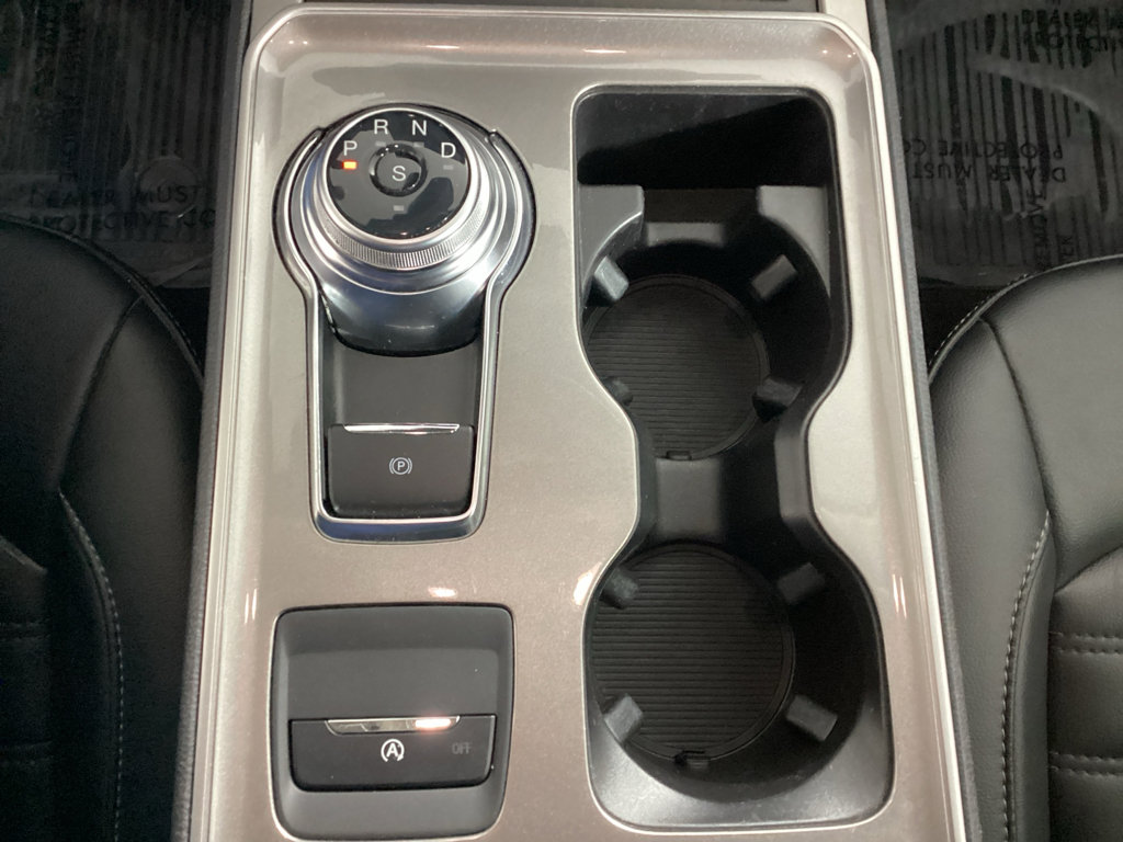 Used 2023 Ford Edge SEL w/ Convenience Package image 28