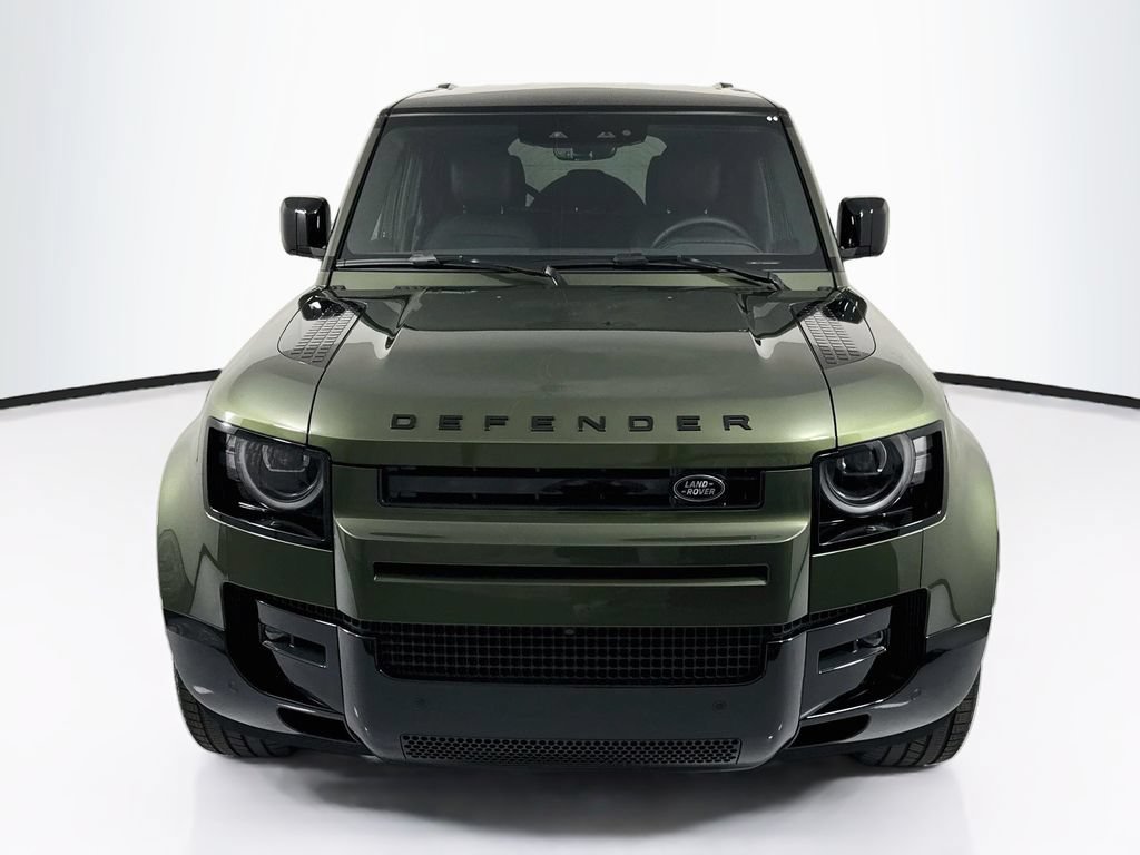 New 2026 Land Rover Defender 110 X-Dynamic SE AWD/4WD image 2