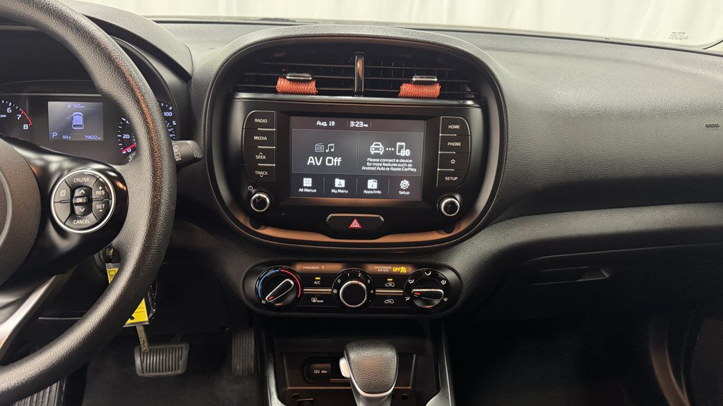 Used 2020 Kia Soul LX FWD image 17