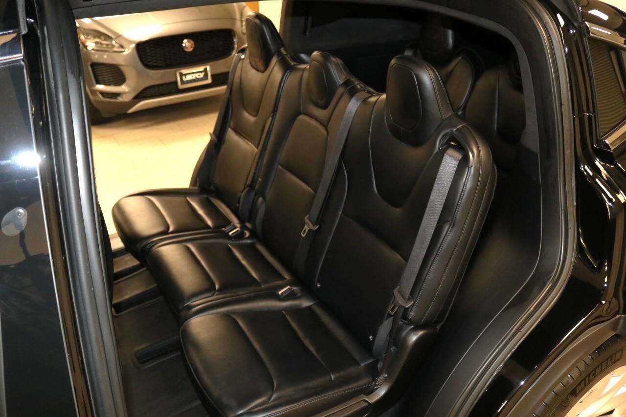 Used 2020 Tesla Model X image 18