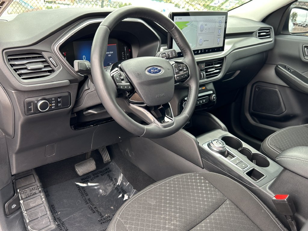 Used 2024 Ford Escape Active w/ Tech Pack #1 AWD/4WD image 7