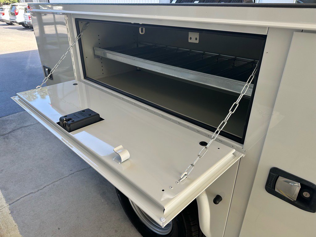 New 2026 Ford F350 XL w/ XL Chrome Package image 13