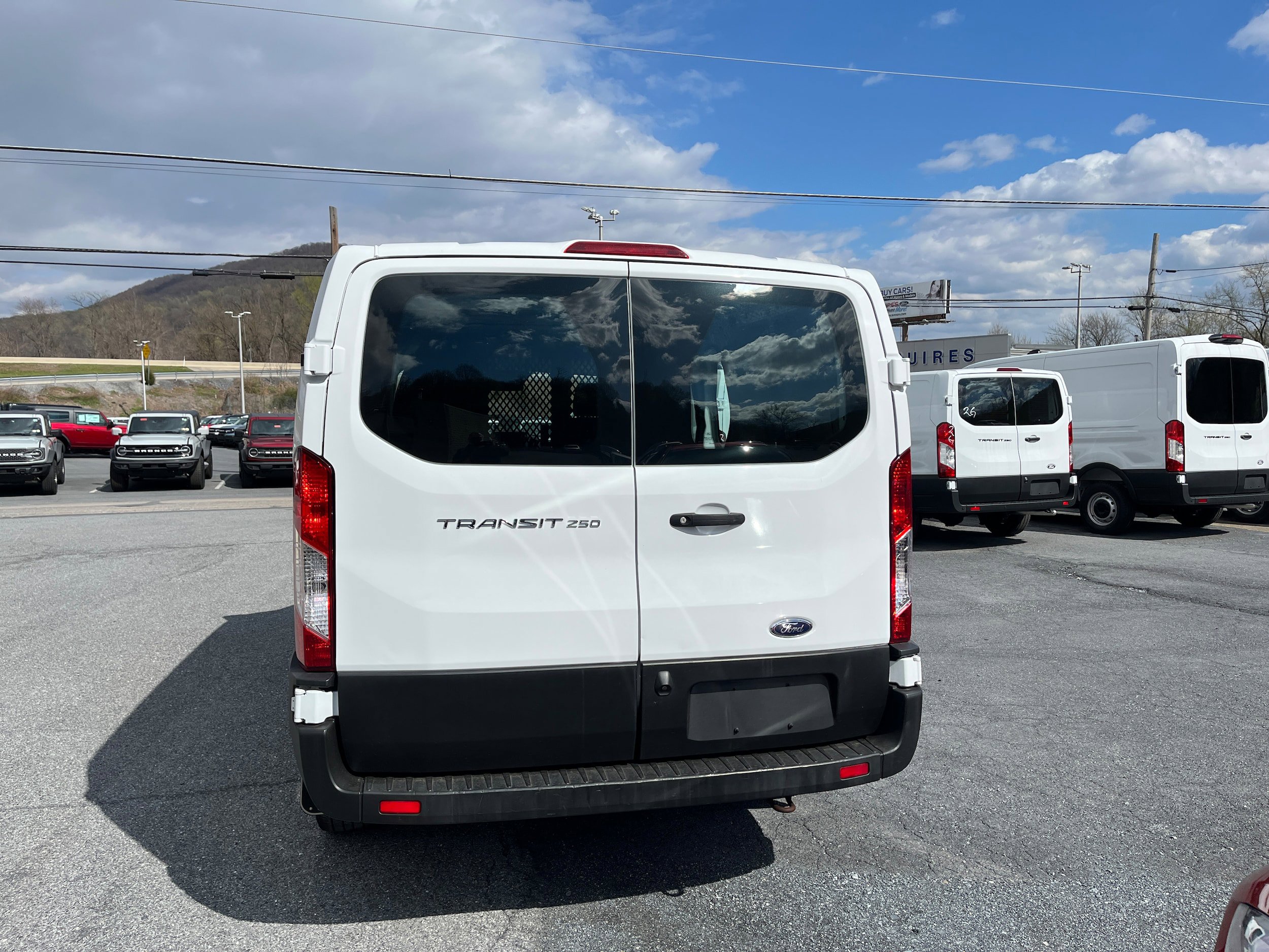Used 2019 Ford Transit 250 130 Low Roof w/ Exterior Upgrade Package image 5