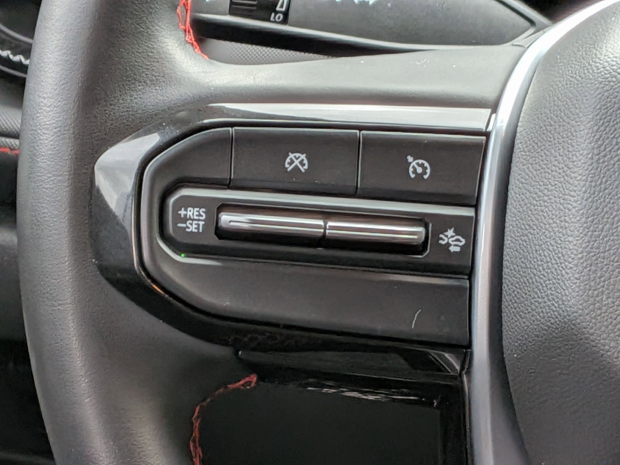 Certified 2024 Chevrolet Colorado Z71 w/ Z71 Convenience Package 2 image 15