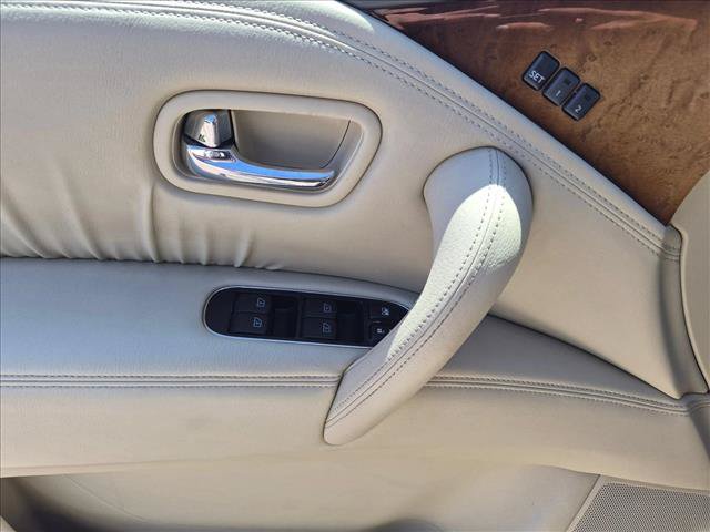 Used 2011 INFINITI QX56 4WD w/ Theater Pkg image 12