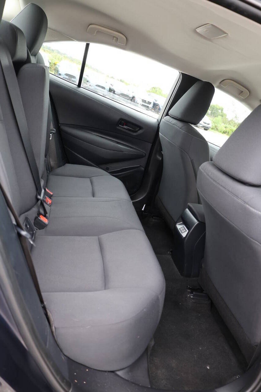 Used 2023 Toyota Corolla LE FWD image 16