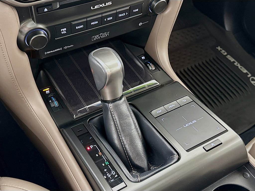 Used 2023 Lexus GX 460 Luxury image 17