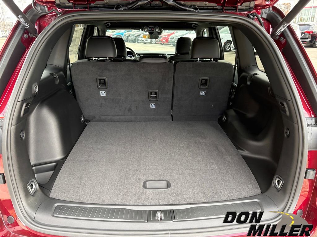 New 2025 Jeep Grand Cherokee Limited w/ Black Appearance Package image 27